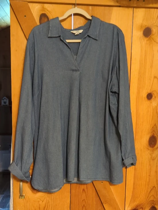 croft & barrow Blue Denim-Style Long Sleeve Tunic - Picture 1 of 9